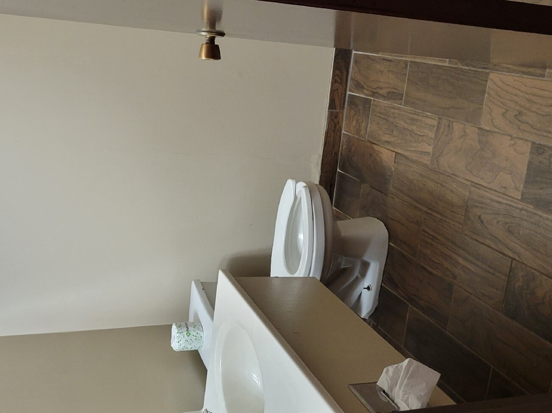 Southfork Motel主图