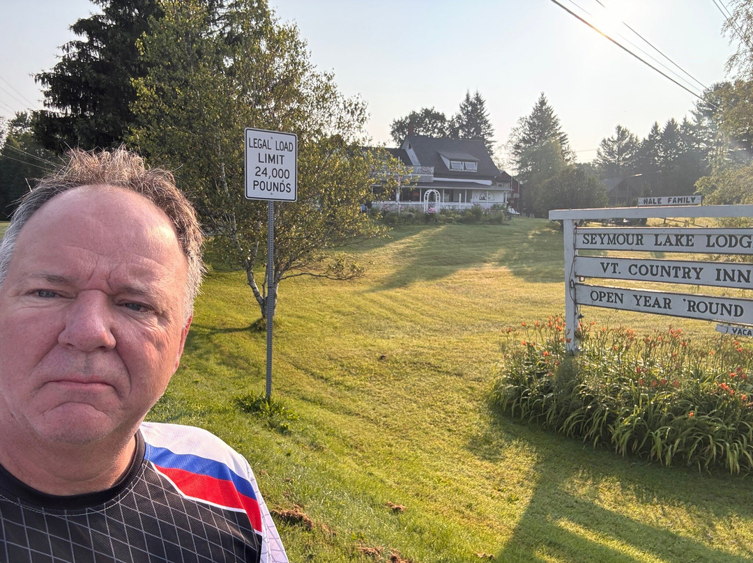 Seymour Lake Lodge主图