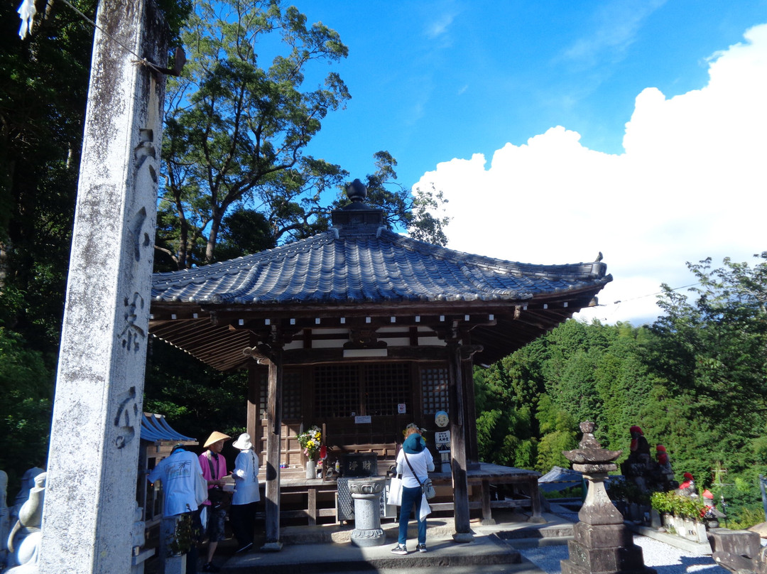 Inarizan Ryukoji Temple-宇和岛市必去景点
