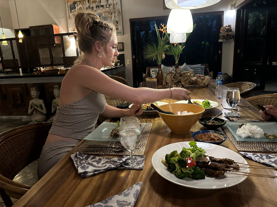 芭雅德别墅酒店主图