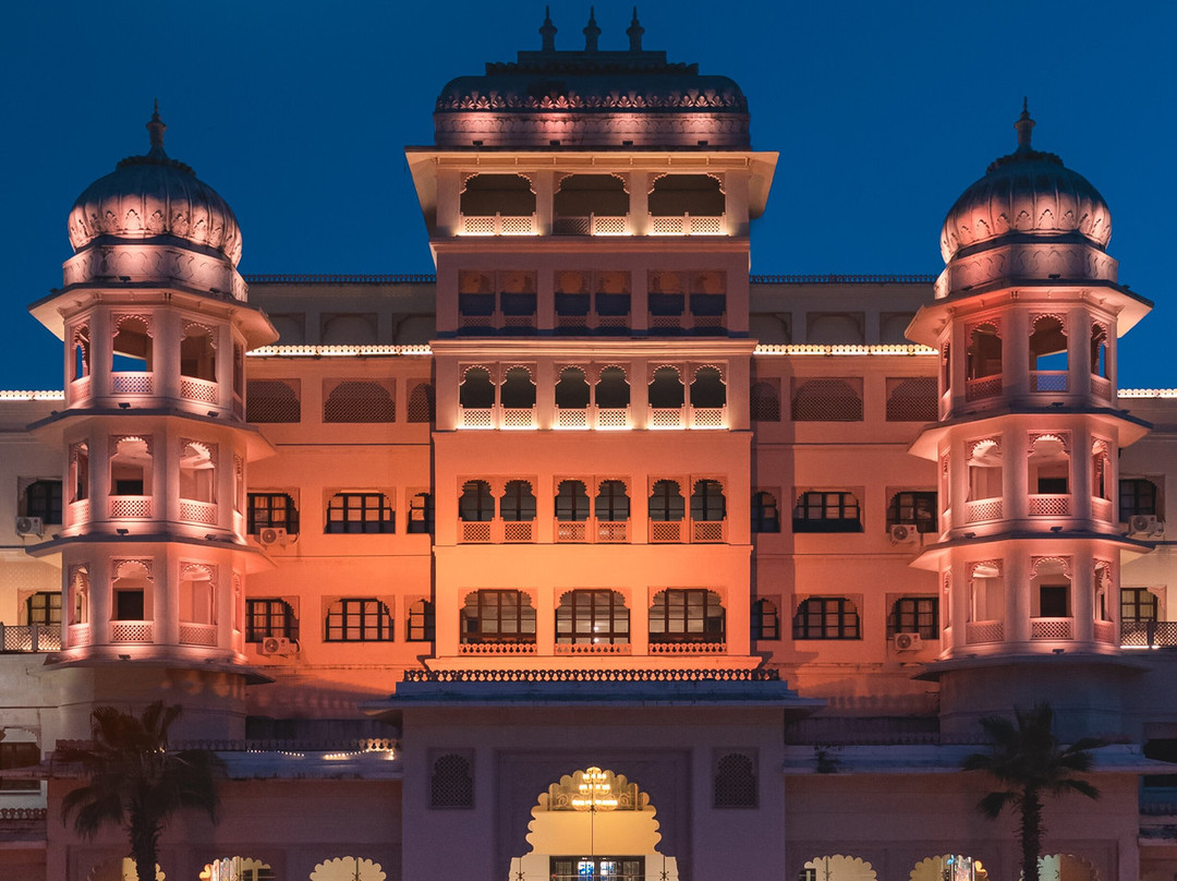 Shri Vallabh Vilas Lords Plaza主图
