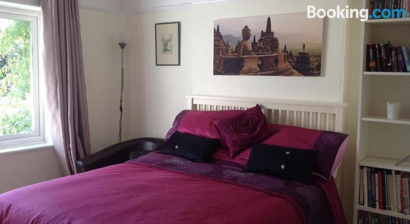 Shepperton Guesthouse主图