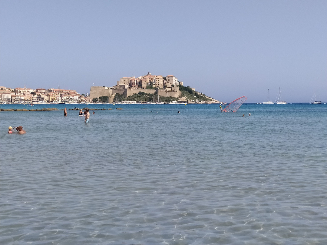 Plage de Calvi-卡尔维必去景点