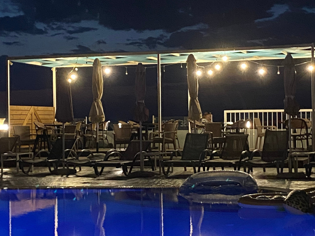 太阳花海滩公寓酒店主图