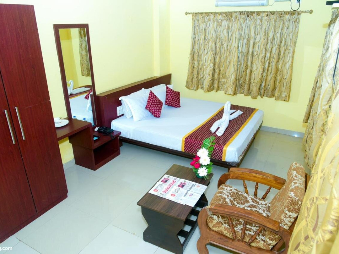 Grand Plaza Lodge - Dharwad