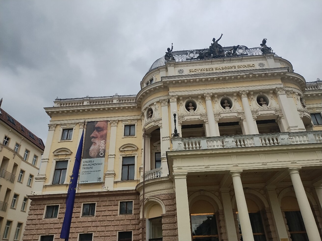 Slovak National Theatre-布拉迪斯拉发必去景点