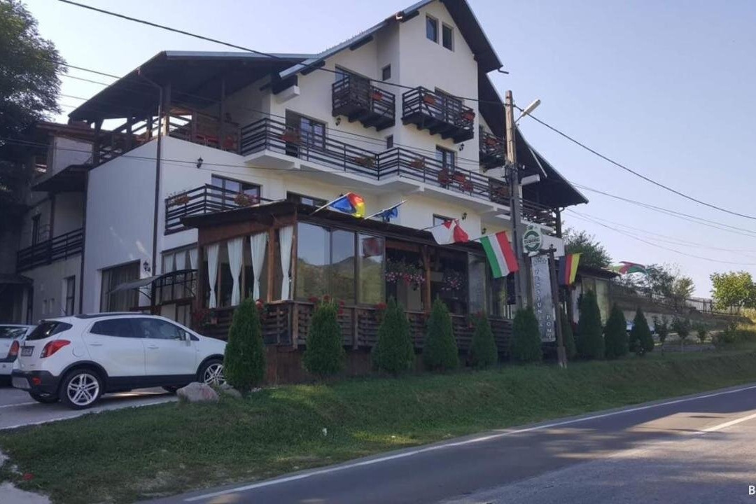 Pensiunea Pomi - Oesti