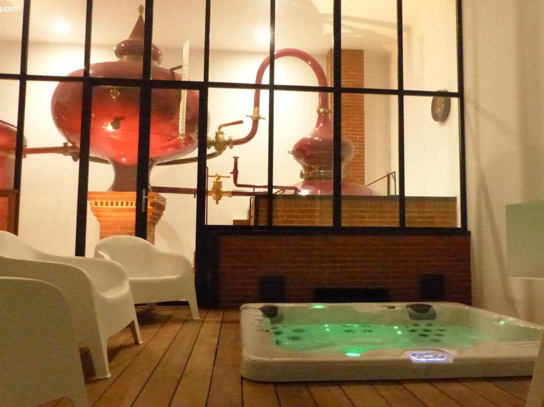 L'Alambic De L'Estuaire主图