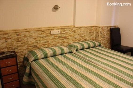 Hostal Valle del Iregua主图