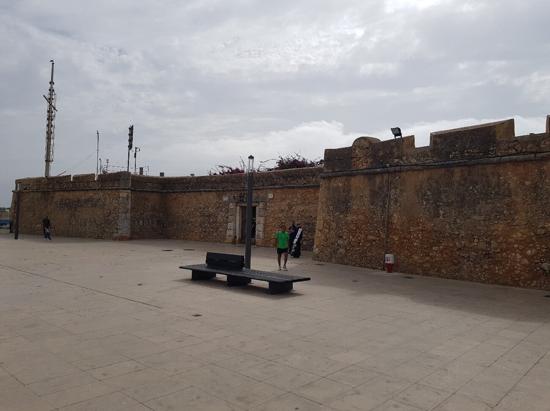 Fortaleza de Santa Catarina-波尔蒂芒必去景点