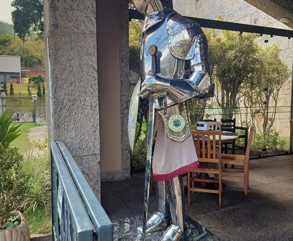 Praça do Cavaleiro Medieval-Itaipava必去景点