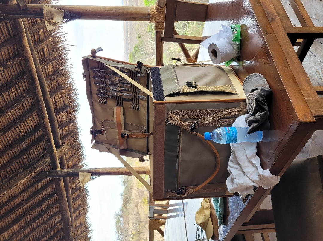 Mountain’s Hug主图