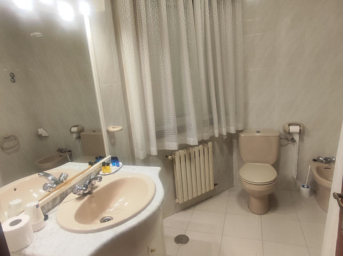 巴雷罗酒店主图