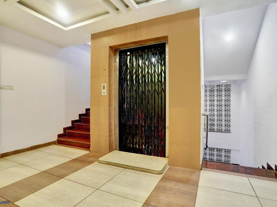 Hotel Grand Arya主图