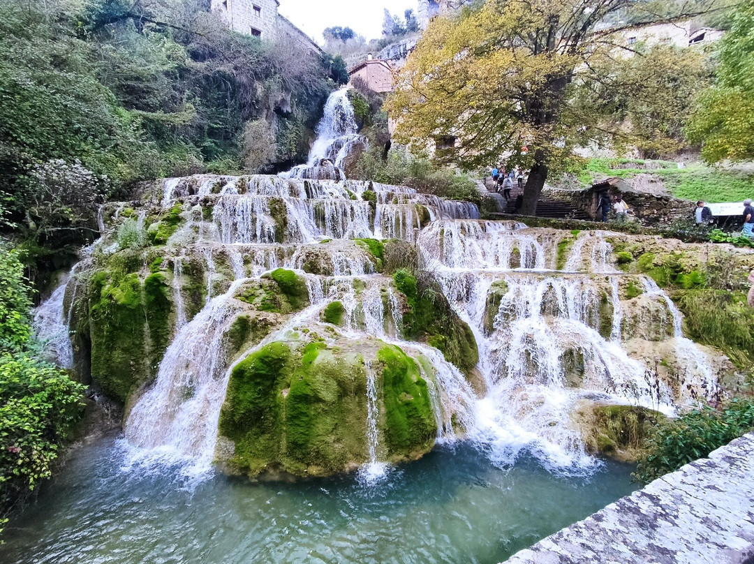 Cascada de Orbaneja景点图片