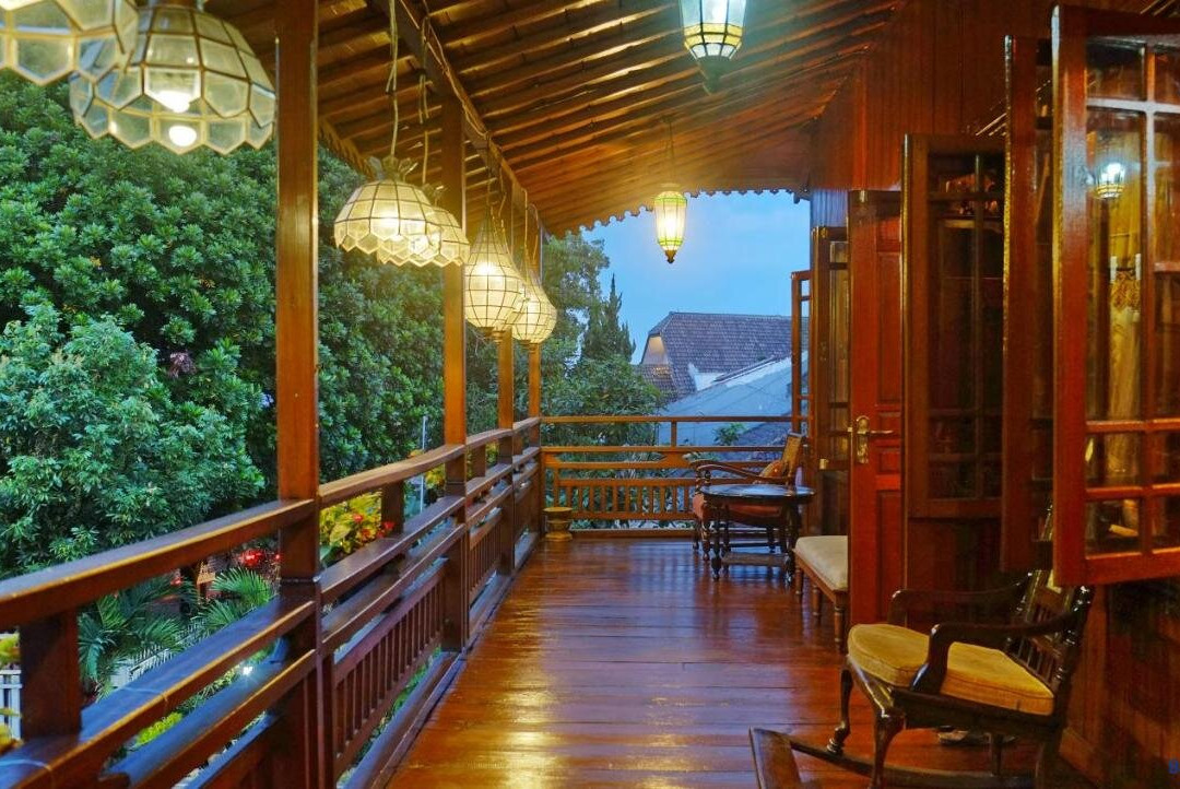 Ciwaruga酒店住宿-Badjoeri Ethnic Wooden Homestay