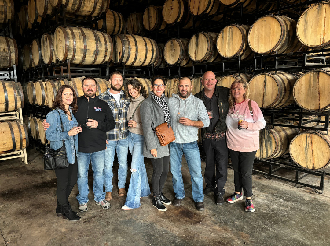 J. Henry & Sons-Dane必去景点