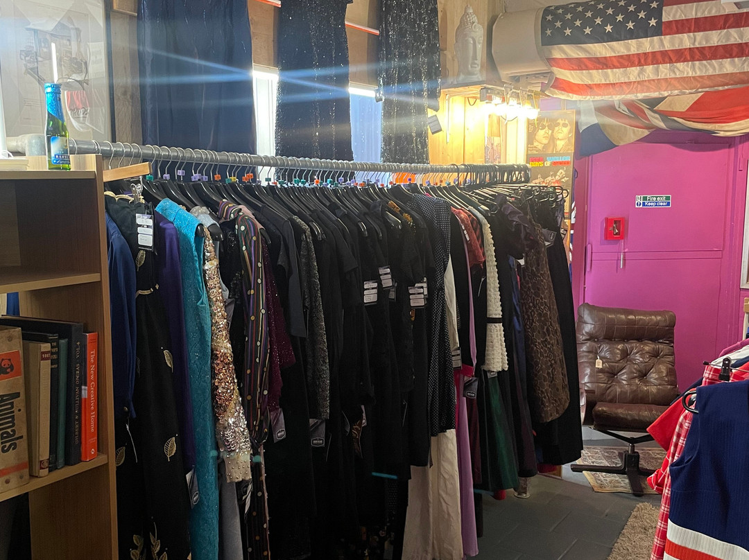 Urban Village Vintage & Records-Henley in Arden必去景点