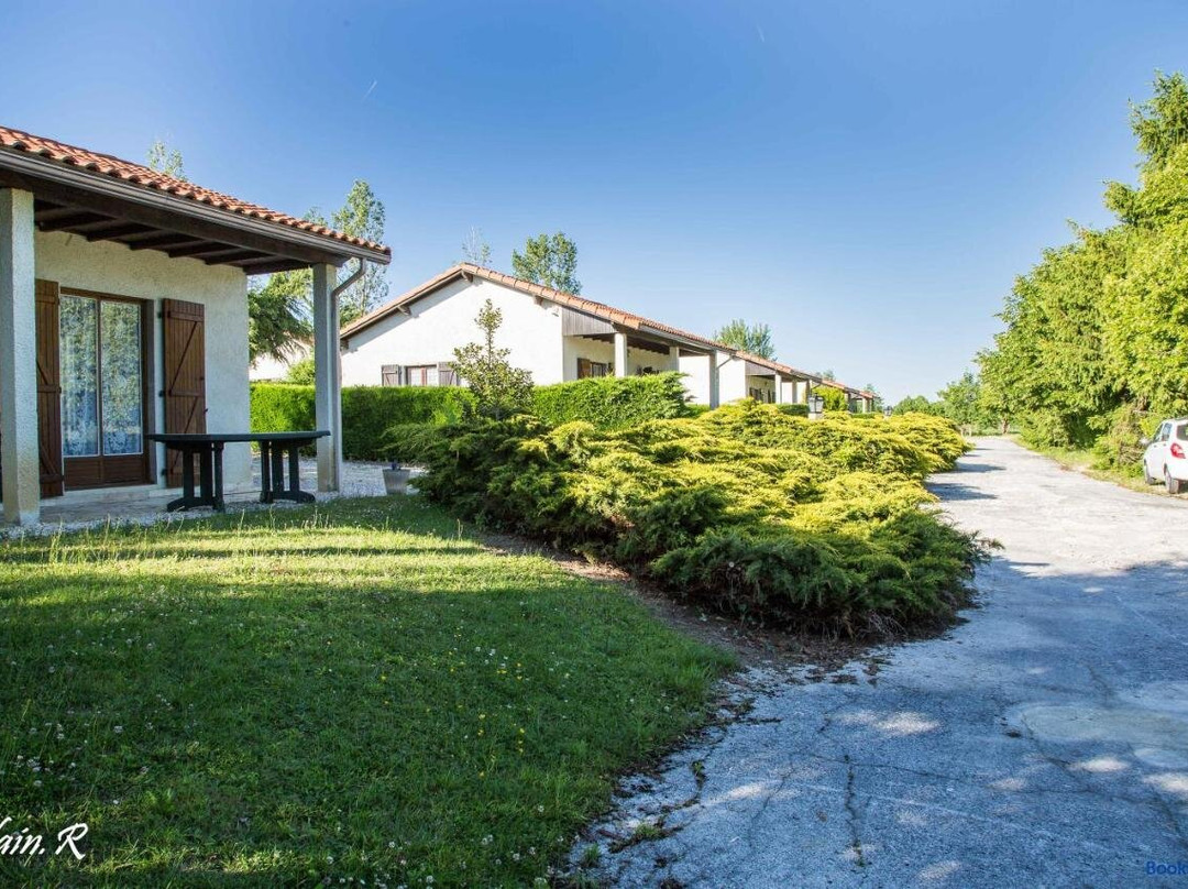Paradise Chalets and Camping