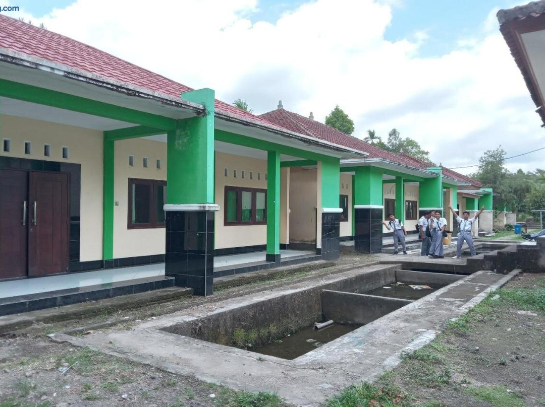 Capital O 93391 Golden Manggis Hotel