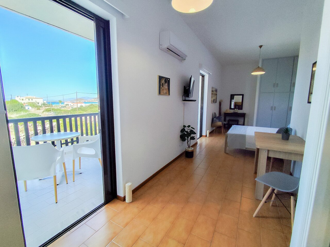 Porto Diakofti主图