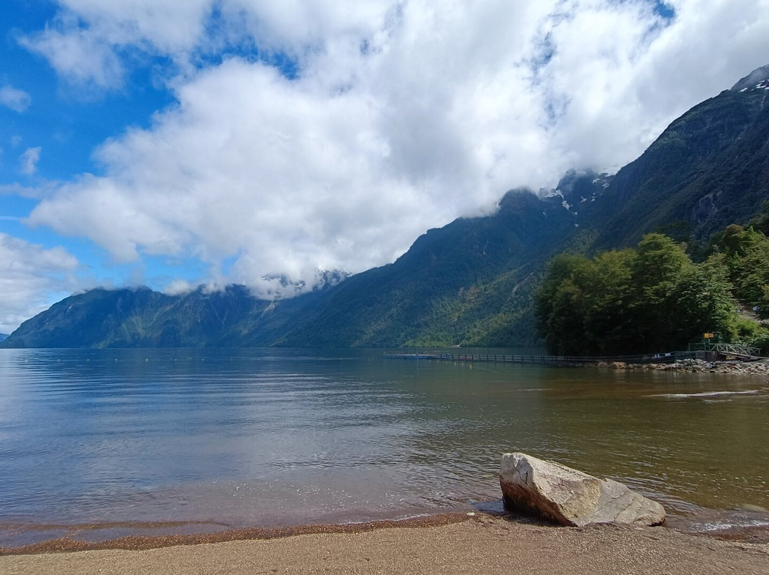 Bahia Acantilada-Puerto Aisen必去景点