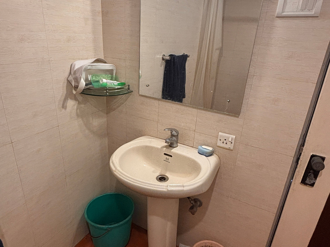 Gaffino's Beach Resort主图