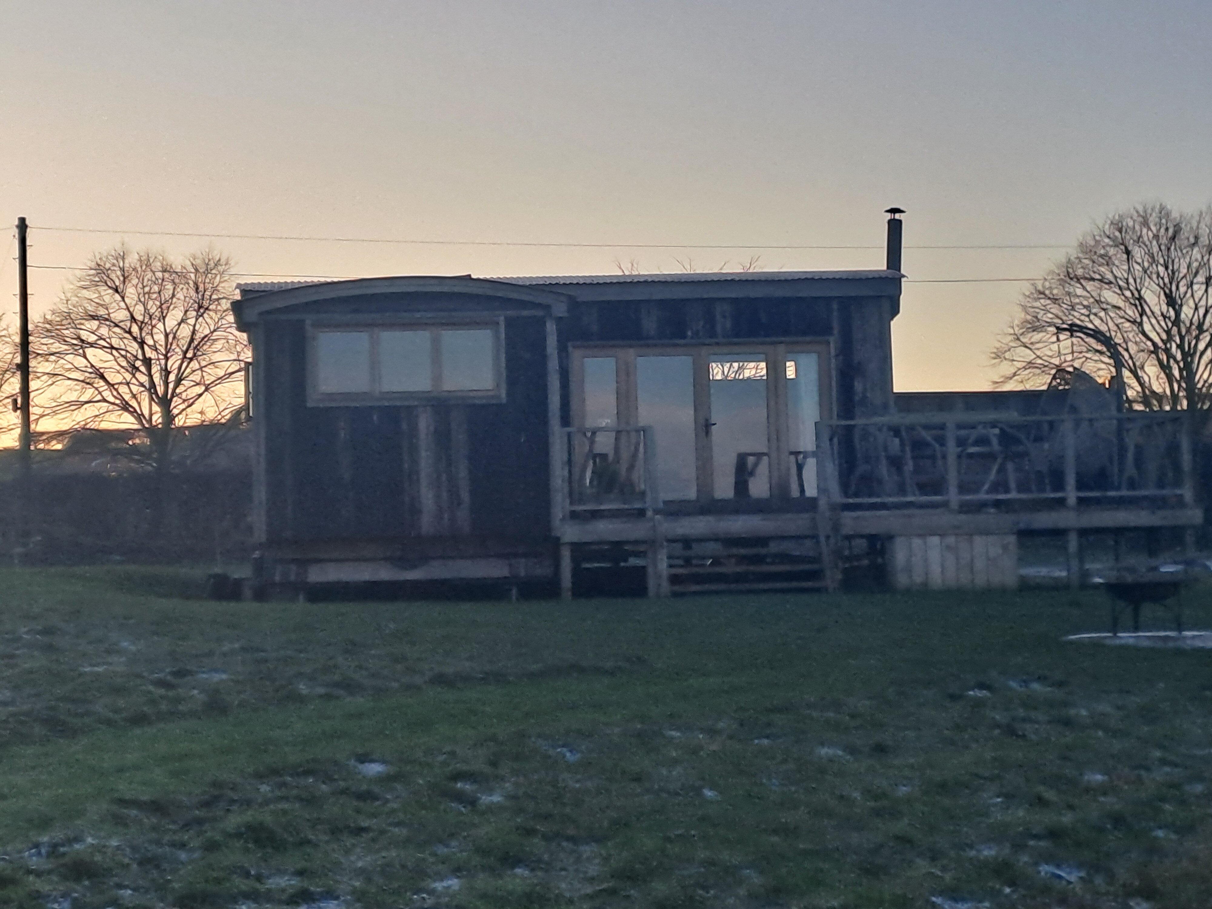 Bilton Barns-官方