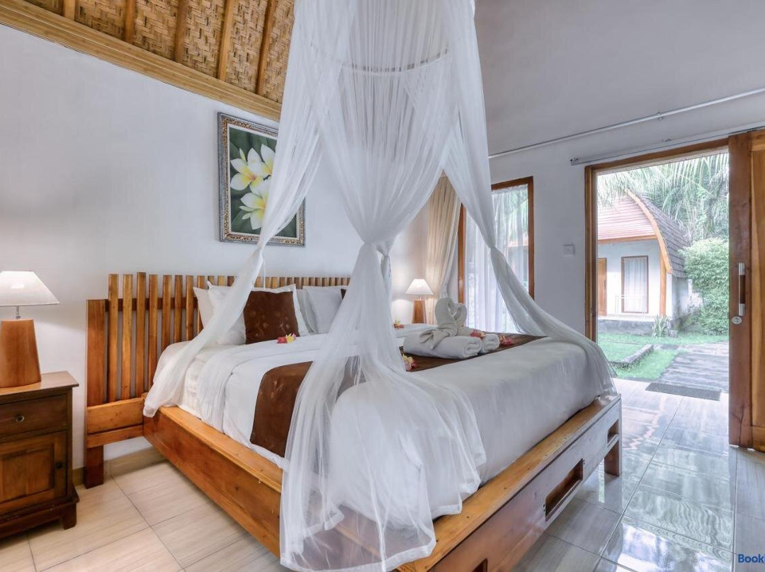 Komurd Lavender Bungalow