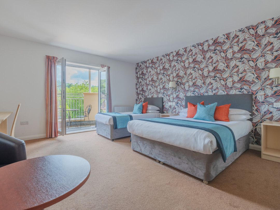 伍基洞酒店主图