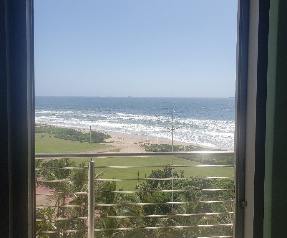 太阳广场阳光海岸酒店主图