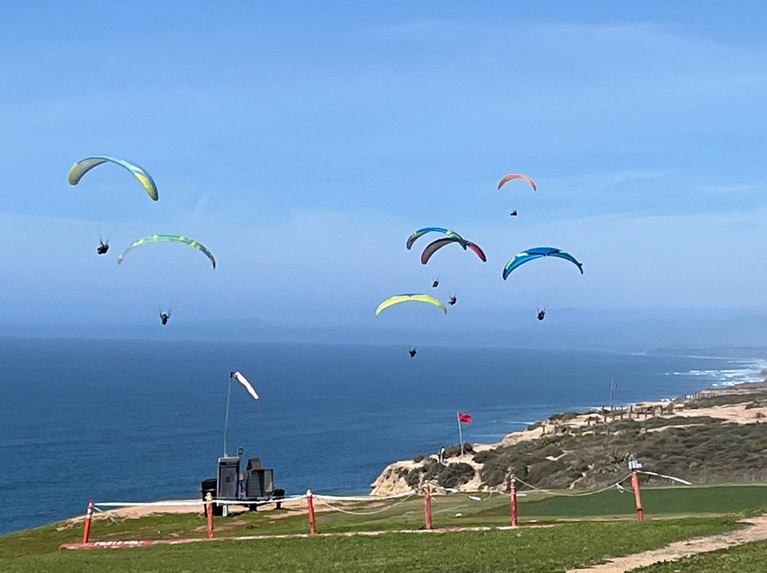 多利松滑翔翼飞行场-拉荷亚必去景点