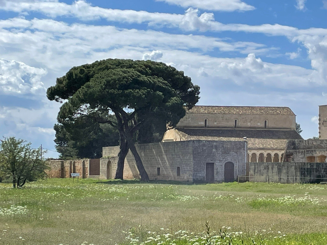 Abbazia di Santa Maria di Cerrate景点图片