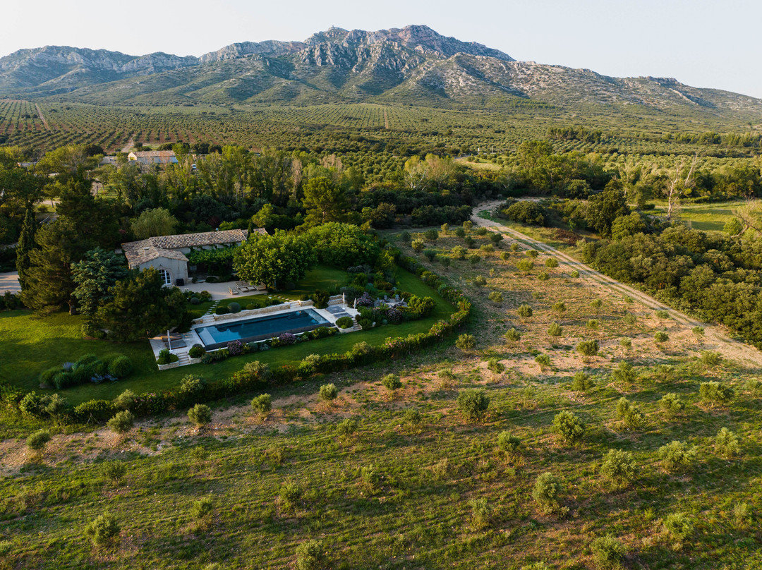 Domaine Jolibois-Eyguieres必去景点