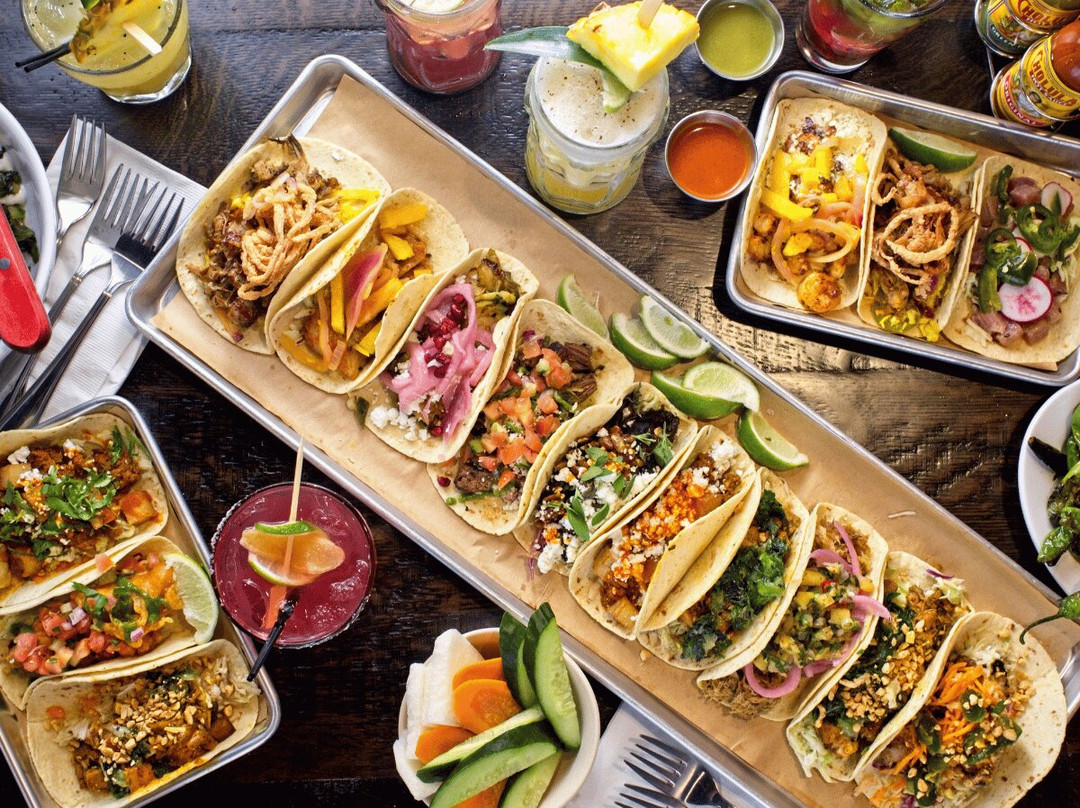 Bomba ¡tacos + Tequila!