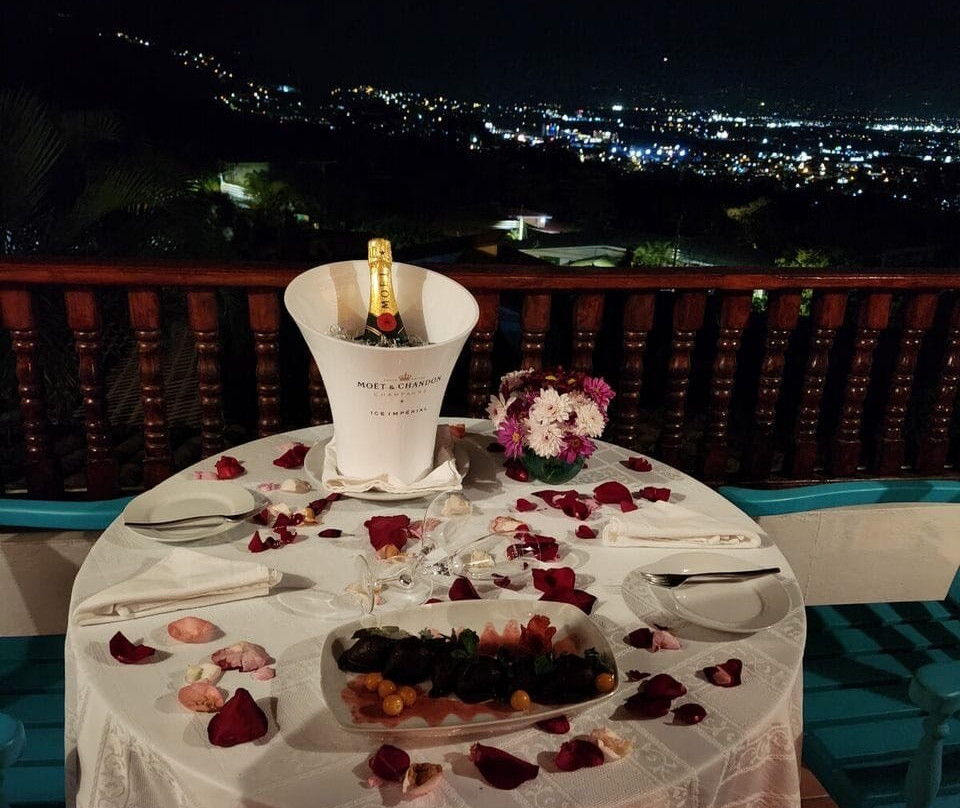 Hotel Alta Las Palomas主图