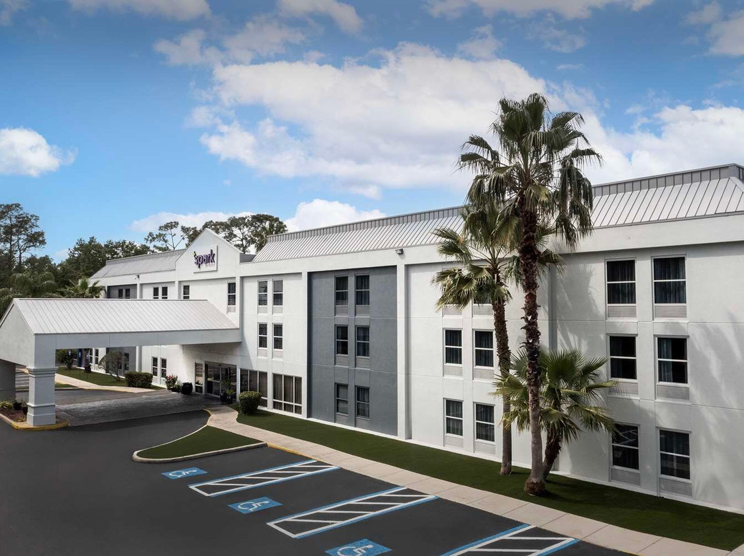 Seffner酒店住宿-Spark By Hilton Tampa Brandon