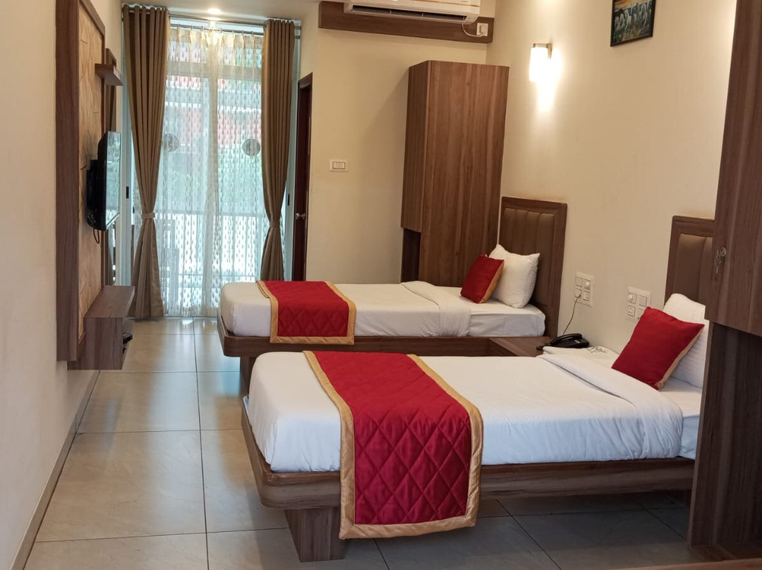 Hotel Rays Inn Boarding And Lodging