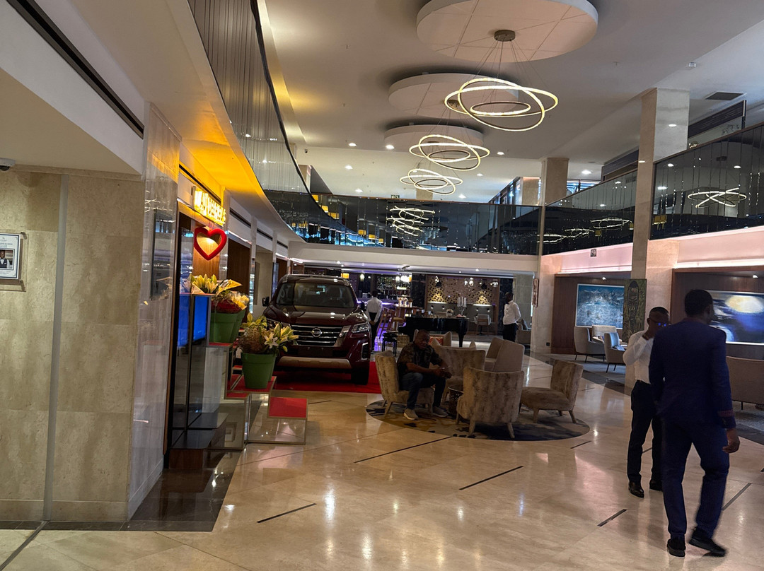 Hotel 2 Fevrier主图