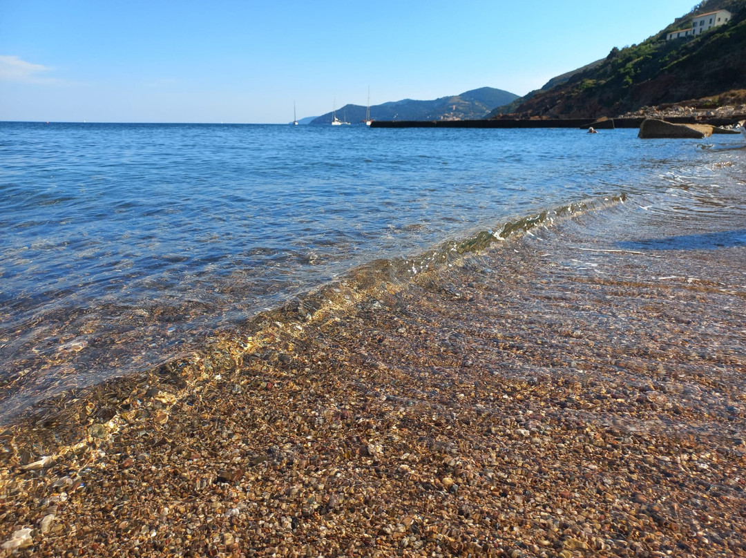 Cala Seregola-Rio Marina必去景点