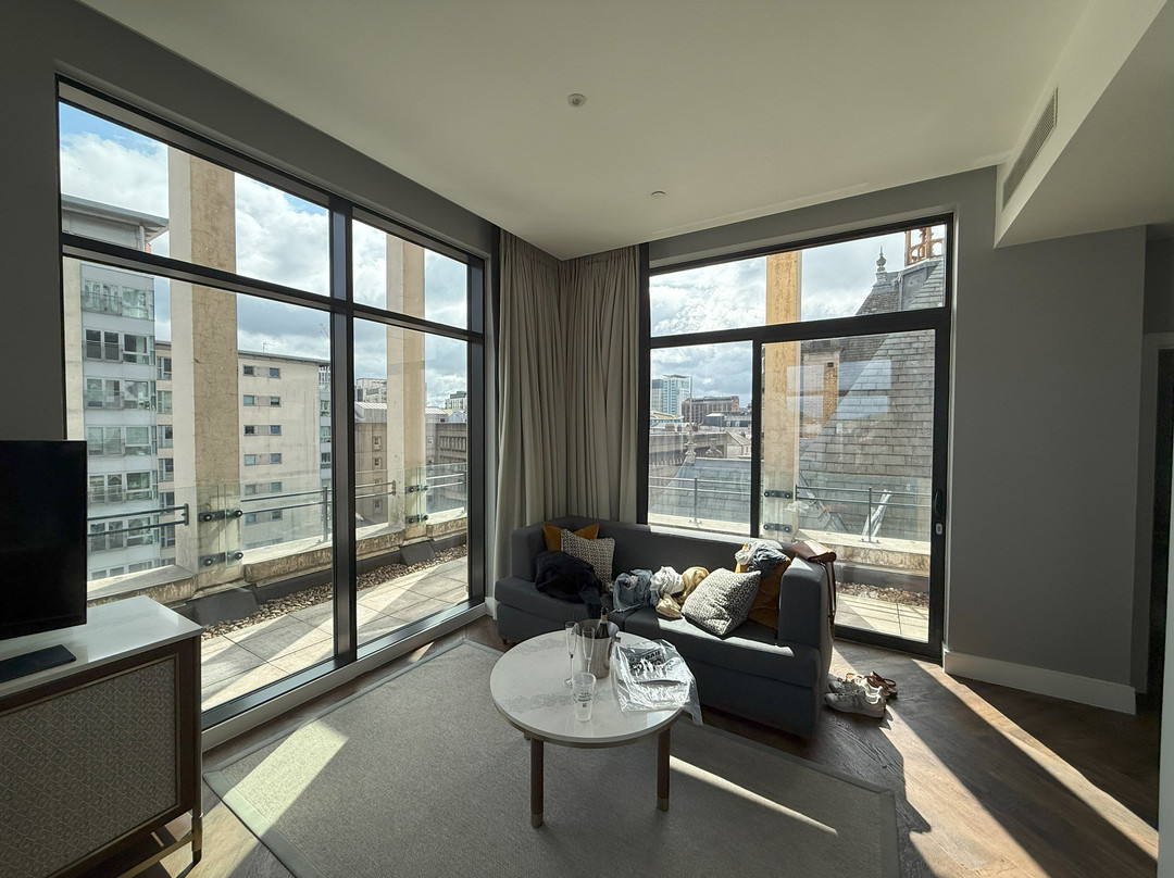 The Parkgate Hotel主图