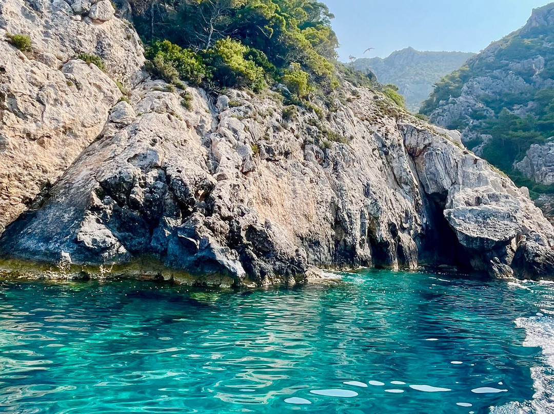 Porto Vromi Maries Cruises & Fun-Porto Vromi必去景点