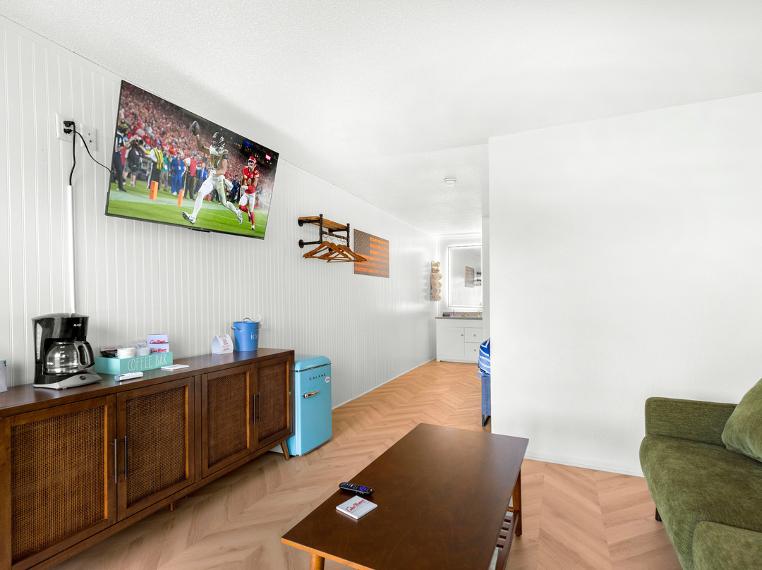 Climax Springs酒店住宿-The Lake House Inn