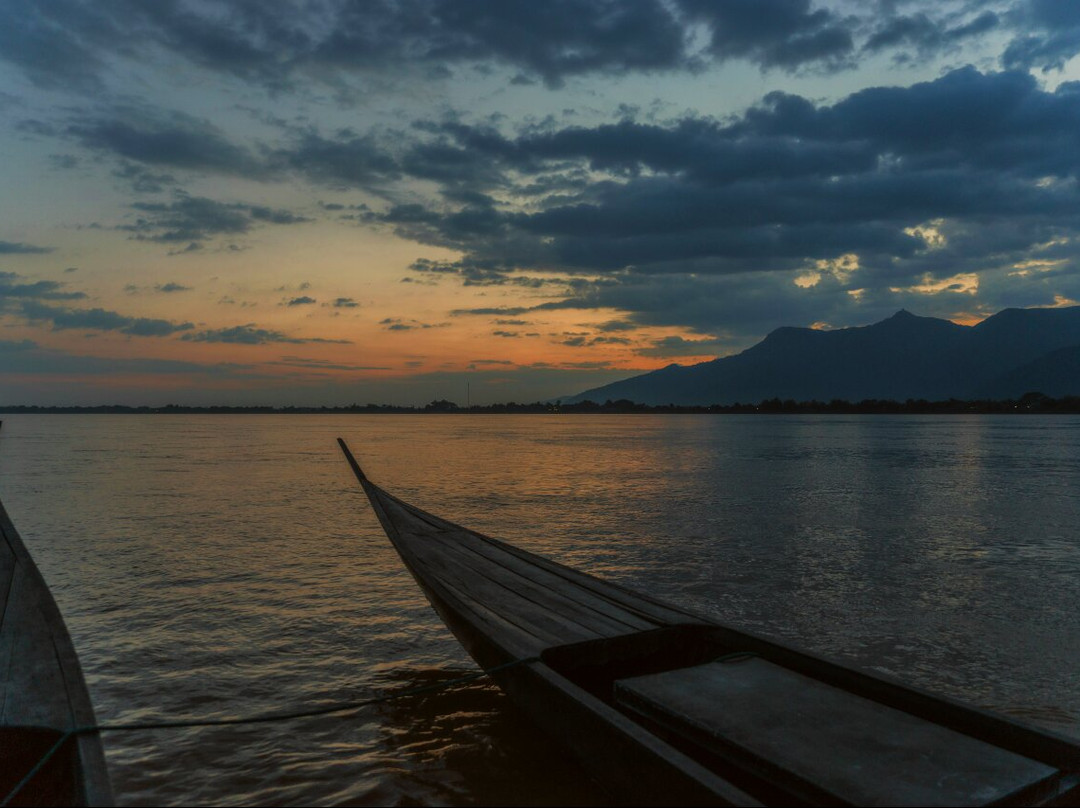 Don Daeng Island-占巴塞省必去景点