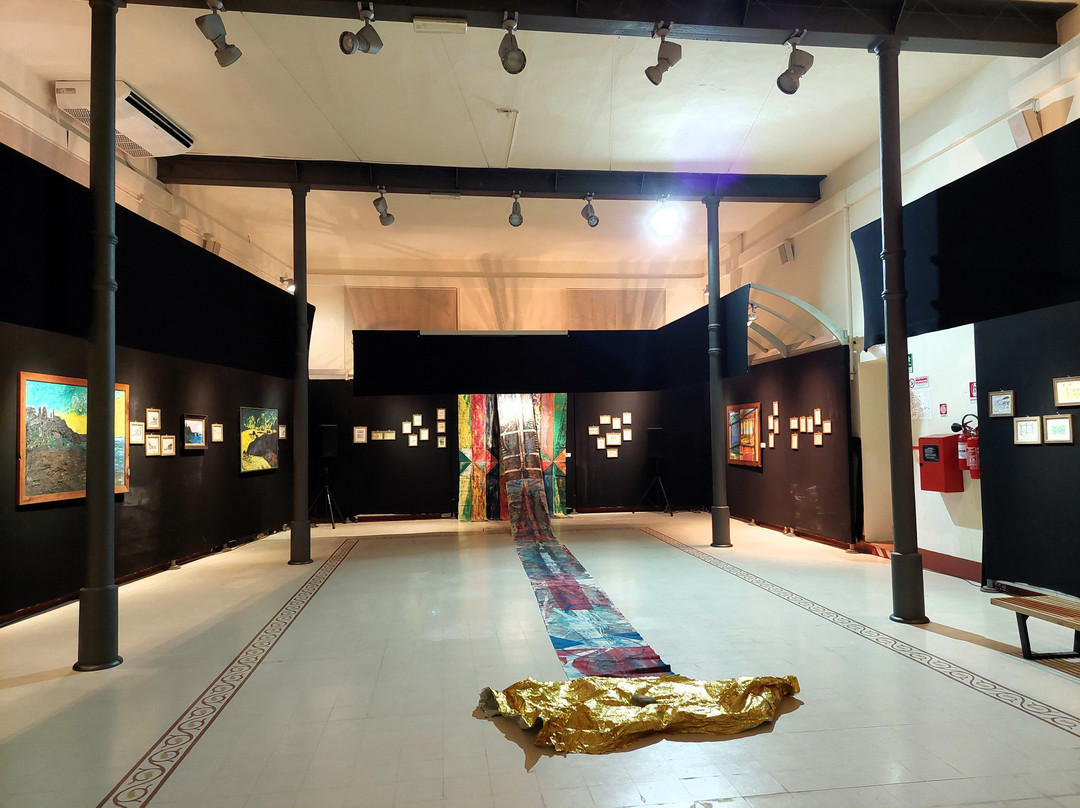 Pinacoteca Civica A. Modigliani-福洛尼卡必去景点