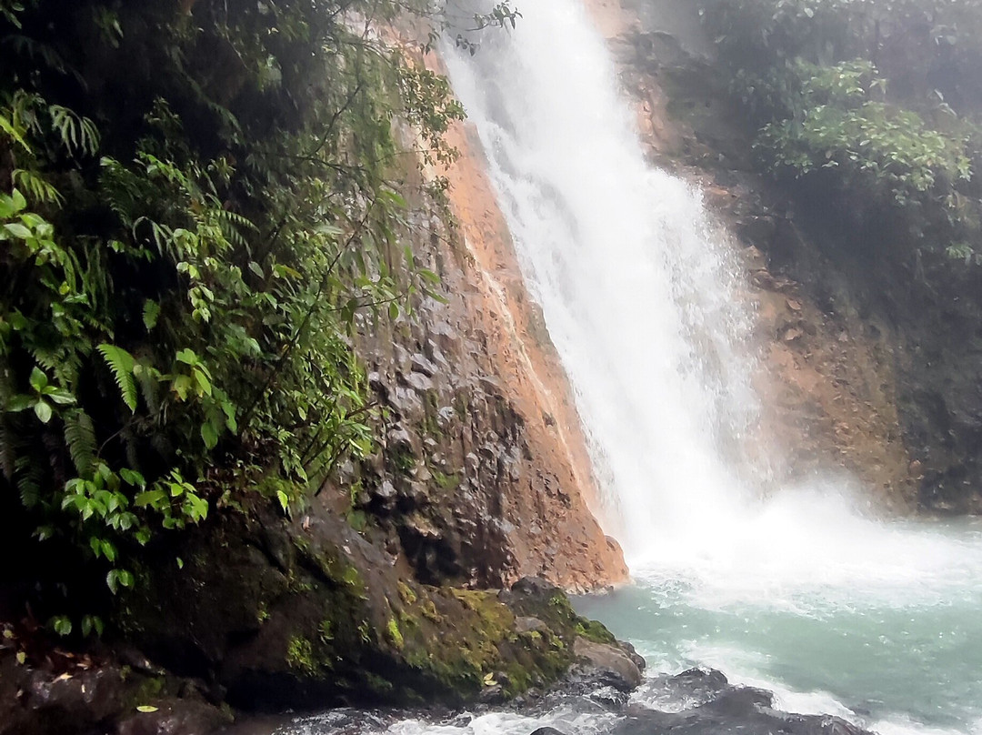 Blue Falls of Costa Rica-Bajos del Toro必去景点