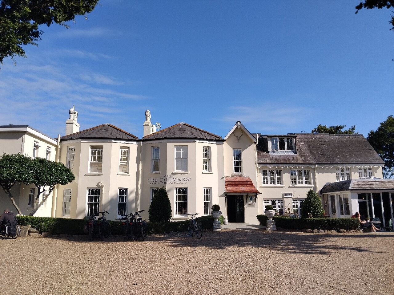 Les Douvres Hotel-官方