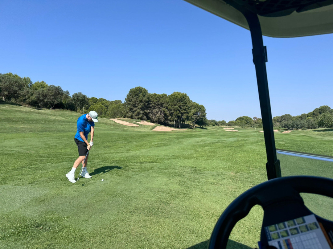 Infinitum Golf Hills-萨洛必去景点