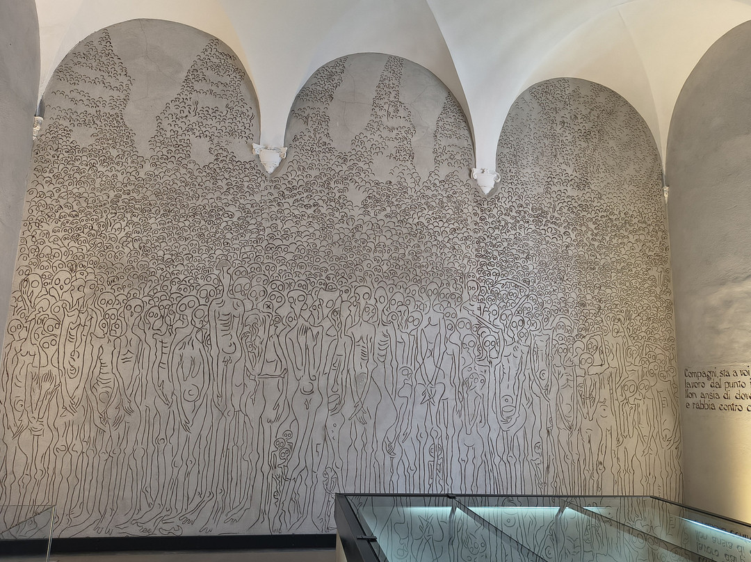 Museo Monumento Al Deportato-卡尔皮必去景点