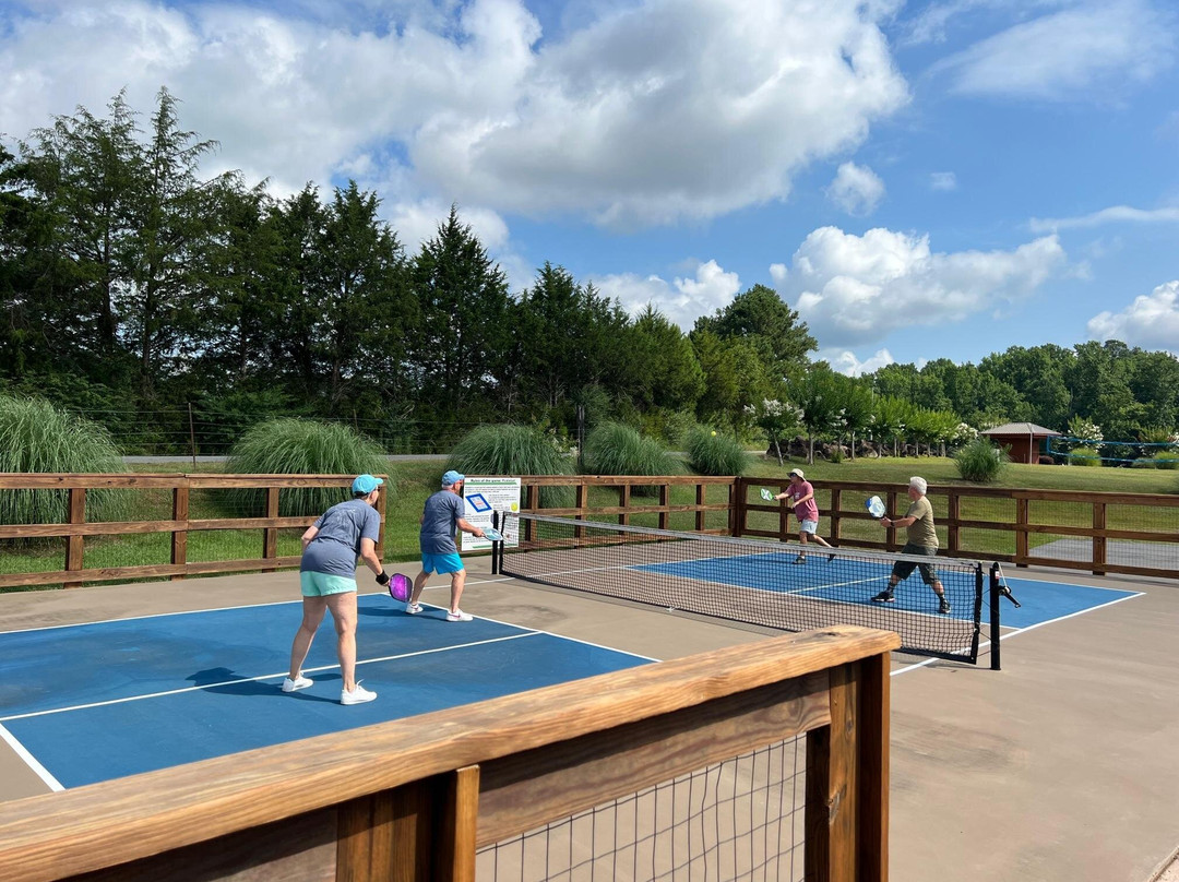 Smith Lake RV & Cabin Resort-Crane Hill必去景点